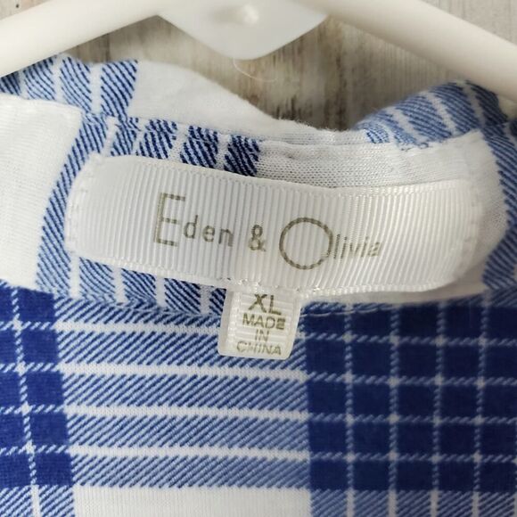 Eden and Olivia Plaid Button Down Tank Top Blue White Size XL - Picture 3 of 10